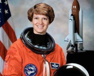 VFW recognizes Women's History Month bu honoring veteran Eileen Collins